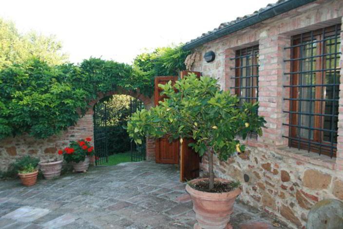 Vila Podere Gli Oppi Toscana Petroio Exteriér fotografie